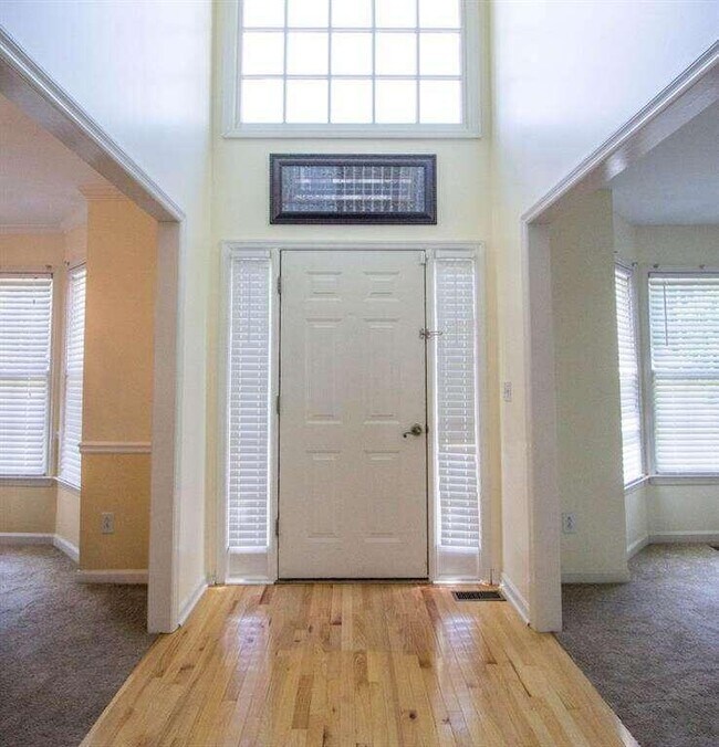Building Photo - 1740 Wilkshire Ct