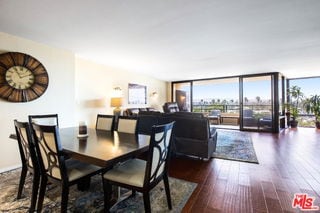 Building Photo - 4316 Marina City Dr