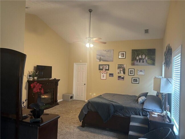 Foto del edificio - 22 Springwood Ct