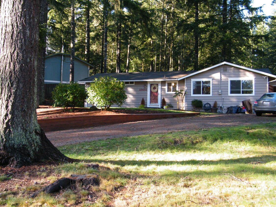 Primary Photo - 13452 NW Coho Run