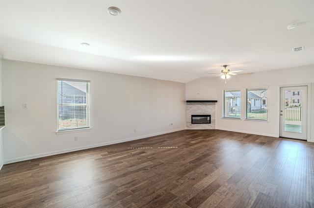 Foto del edificio - 1910 Blackbird Ln