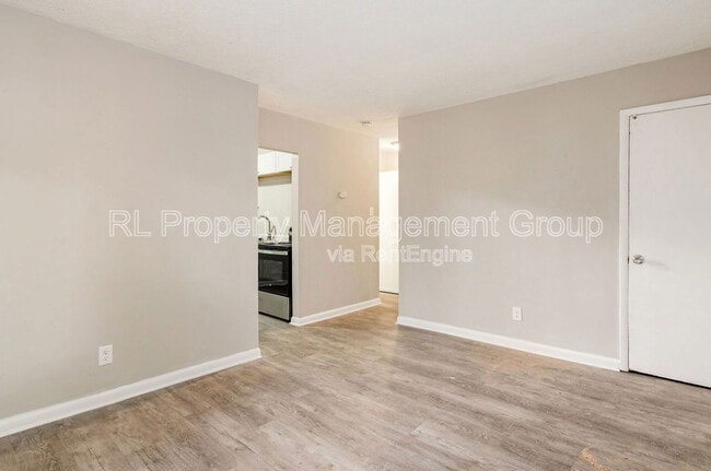 Building Photo - 778 Northview Ave