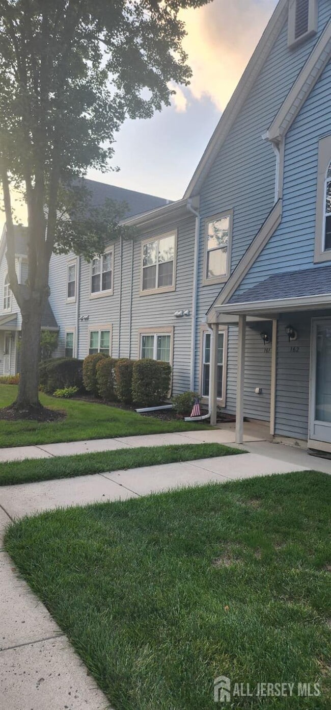 Building Photo - 161 Andover Pl