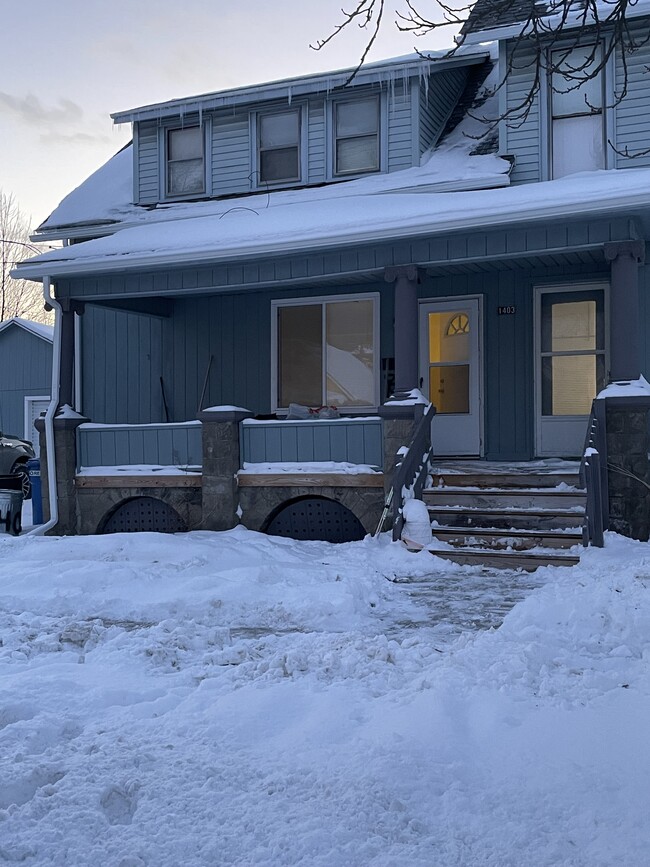 Building Photo - 1403 11th St