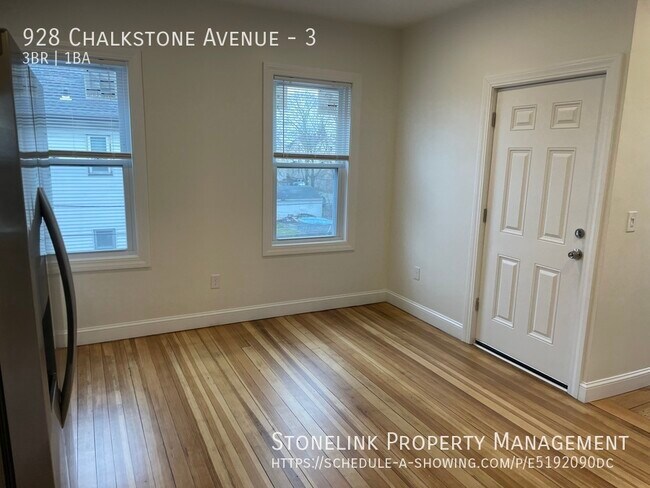 Building Photo - 928 Chalkstone Avenue