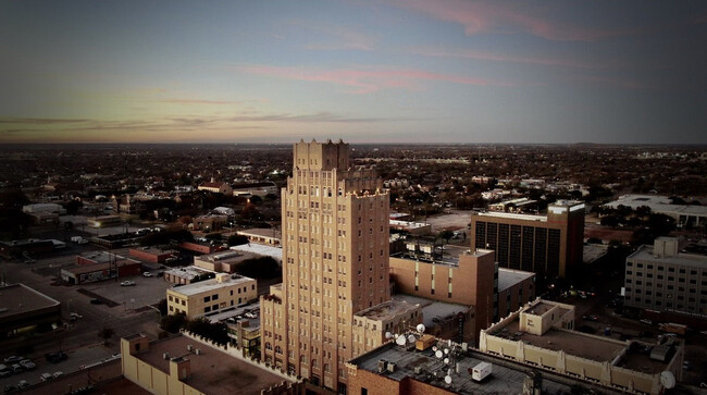 Building Photo - Hotel Wooten