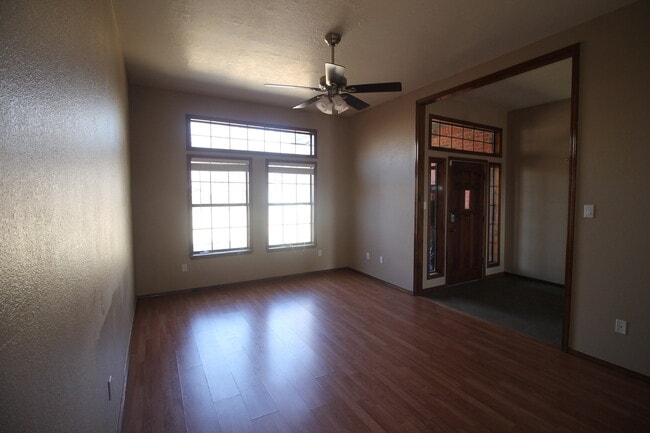 Building Photo - 308 Wilmington Cir