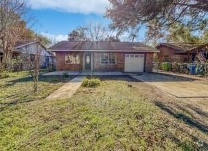 Building Photo - 809 Cub Ln
