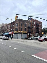 Building Photo - 186 Erasmus St