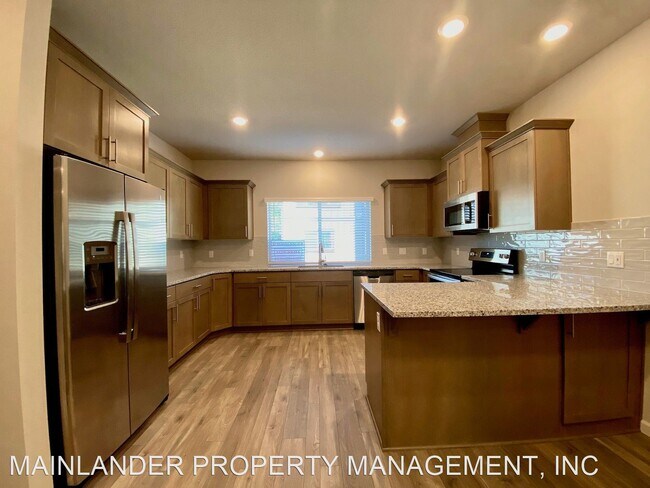 Building Photo - 2 br, 2.5 bath House - 10420 SW AKILEAN TERR.