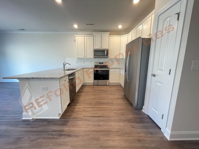 Building Photo - Gorgeous 3 Bedroom, 2.5 Bath, 1-Car Garage...