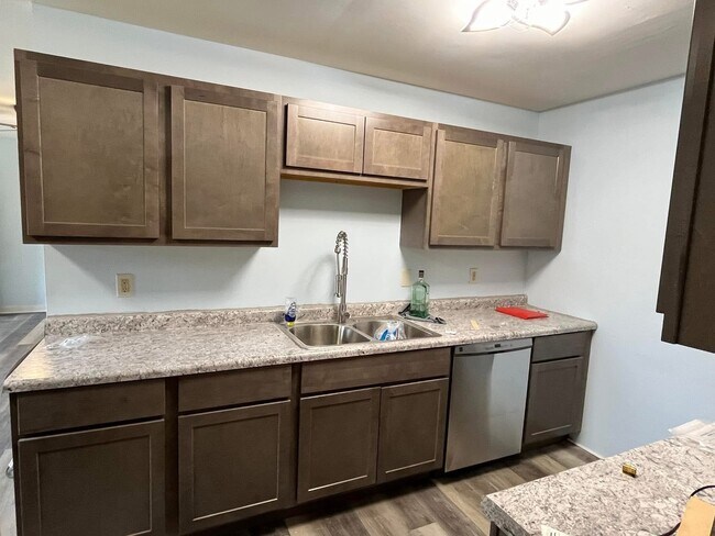 Foto del edificio - 290 S 368 E