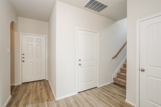 Building Photo - 4914 Giant Sequoia Way