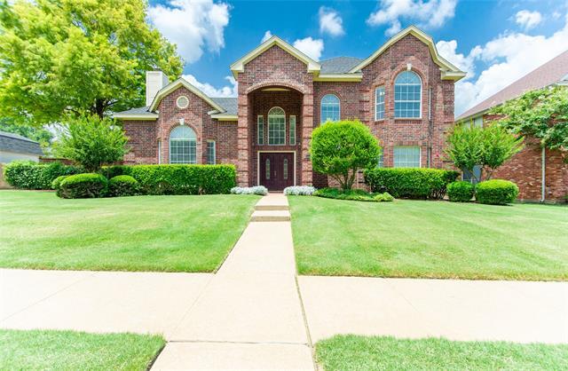 Foto principal - 815 Cedar Crest Ln