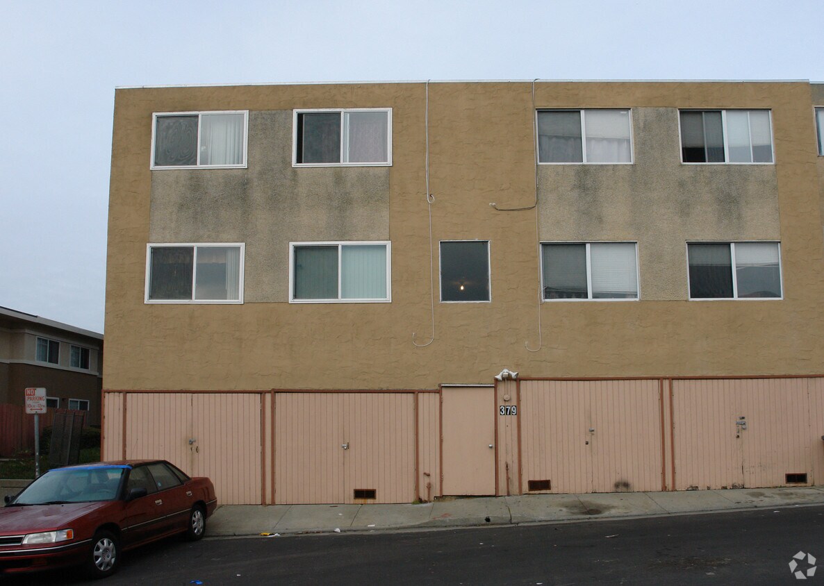 Foto del edificio - 379 Susie Way