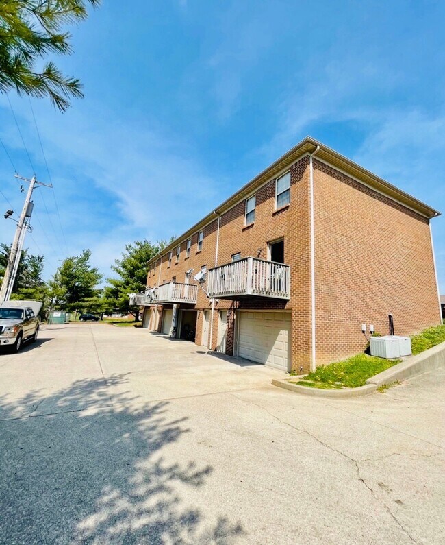 Foto del edificio - 119 Mallory Ct