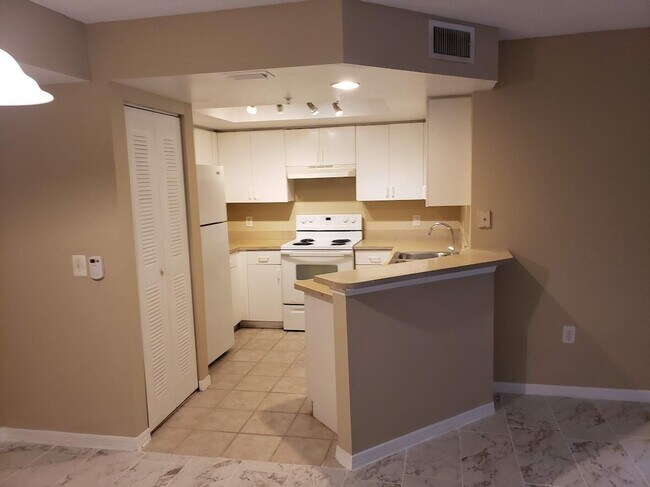 Foto del edificio - 4149 N Haverhill Rd