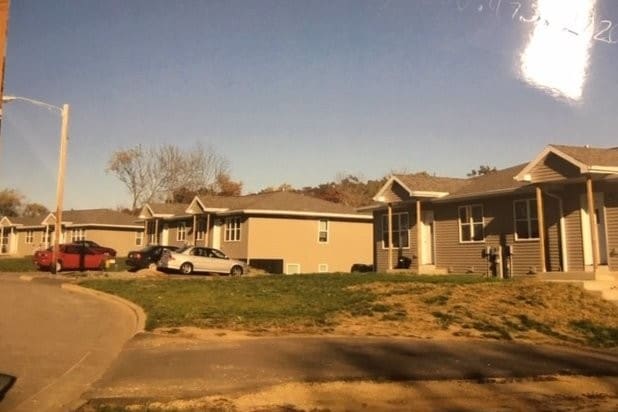 Primary Photo - 995 Fox Ridge Rd