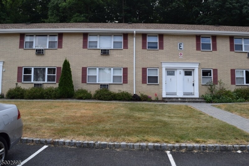 330 Franklin Ave Unit E, Rockaway, NJ 07866 Room for Rent in Rockaway