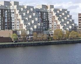 Building Photo - 75-83-83 Cambridge Pkwy