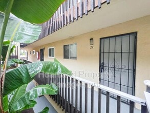 Building Photo - 490 4th Ave