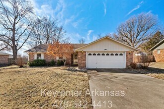 Building Photo - 4100 Miller Dr