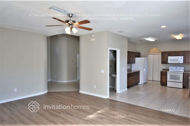 Foto del edificio - 9712 Laurel Ledge Dr