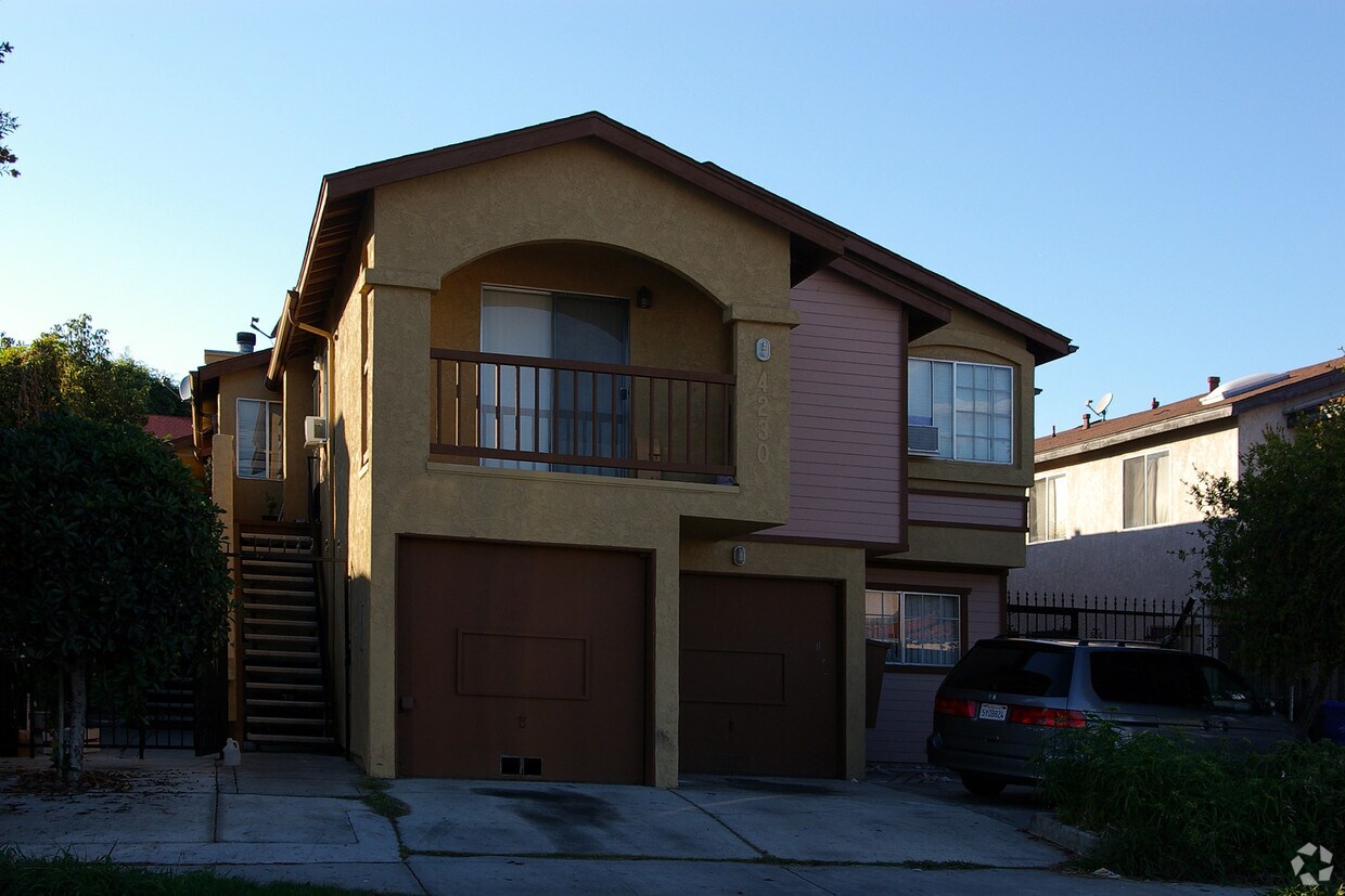 Building Photo - 4230 N 46th St