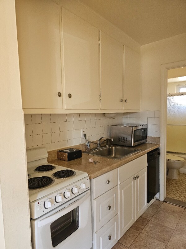 Foto del edificio - 3831 Devon Rd