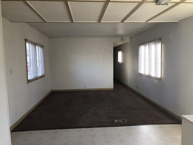 Foto del edificio - 321 E Idaho St