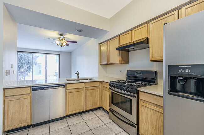 Foto del edificio - 1331 S Candlestick Way