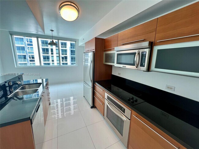 Foto del edificio - 253 NE 2nd St