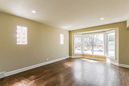 Foto del edificio - 6043 W Bryn Mawr Ave