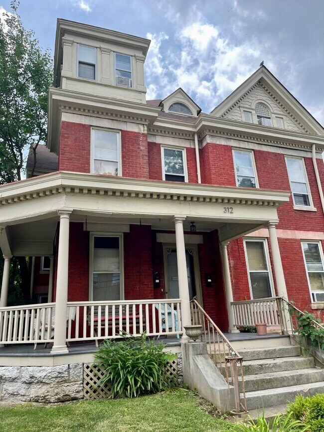 Foto del edificio - 312 South Upper Street, Lexington KY (Third Floor Unit)