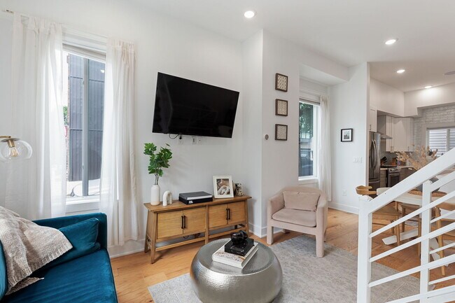 Foto del edificio - 2224 Amber St