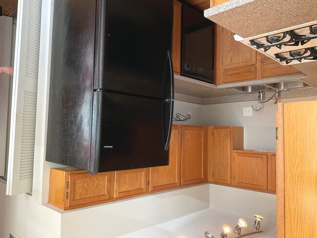 Foto del edificio - 1116 Courtland Dr
