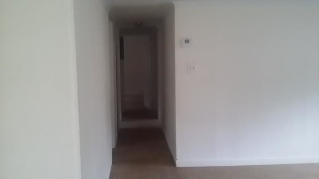 Foto del edificio - 1 Country Club Rd. Apt A