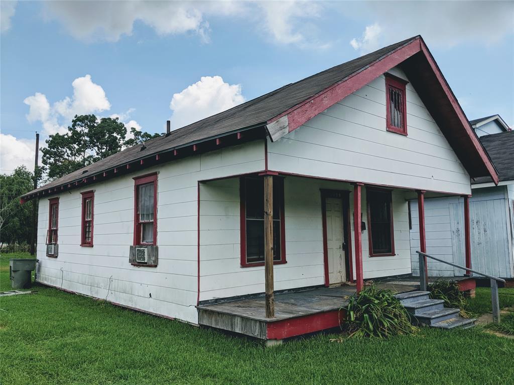 Primary Photo - 1709 W Rev Dr Ransom Howard St