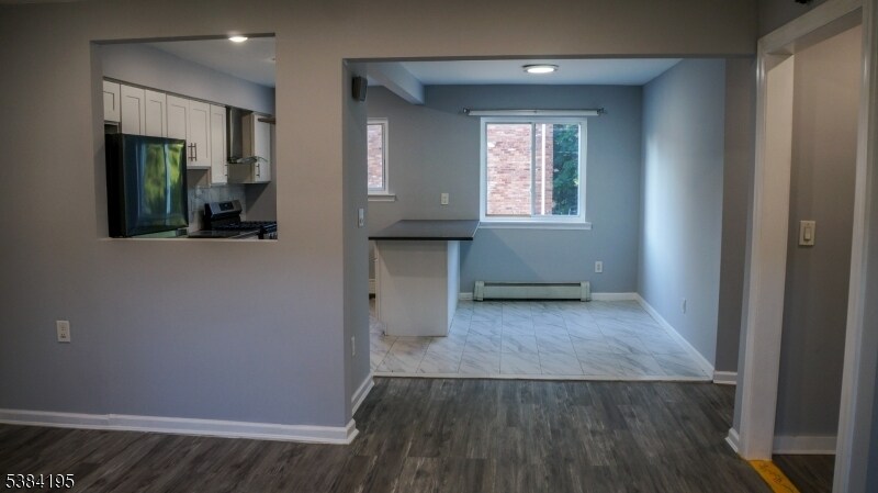Primary Photo - 180 Littleton Rd