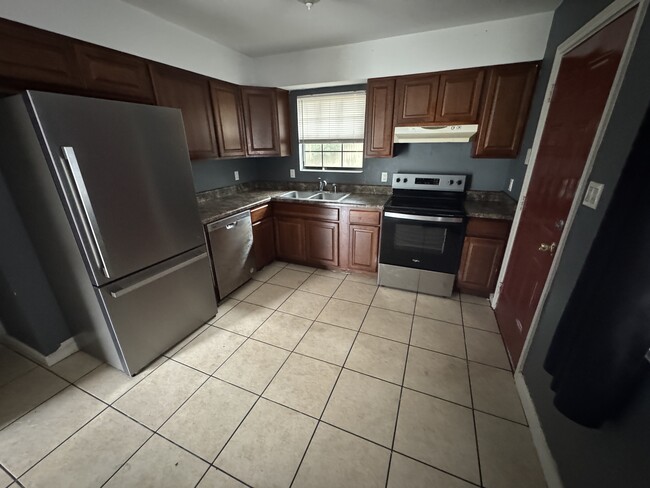 Photo - 1924 Nekoma Ct Townhome