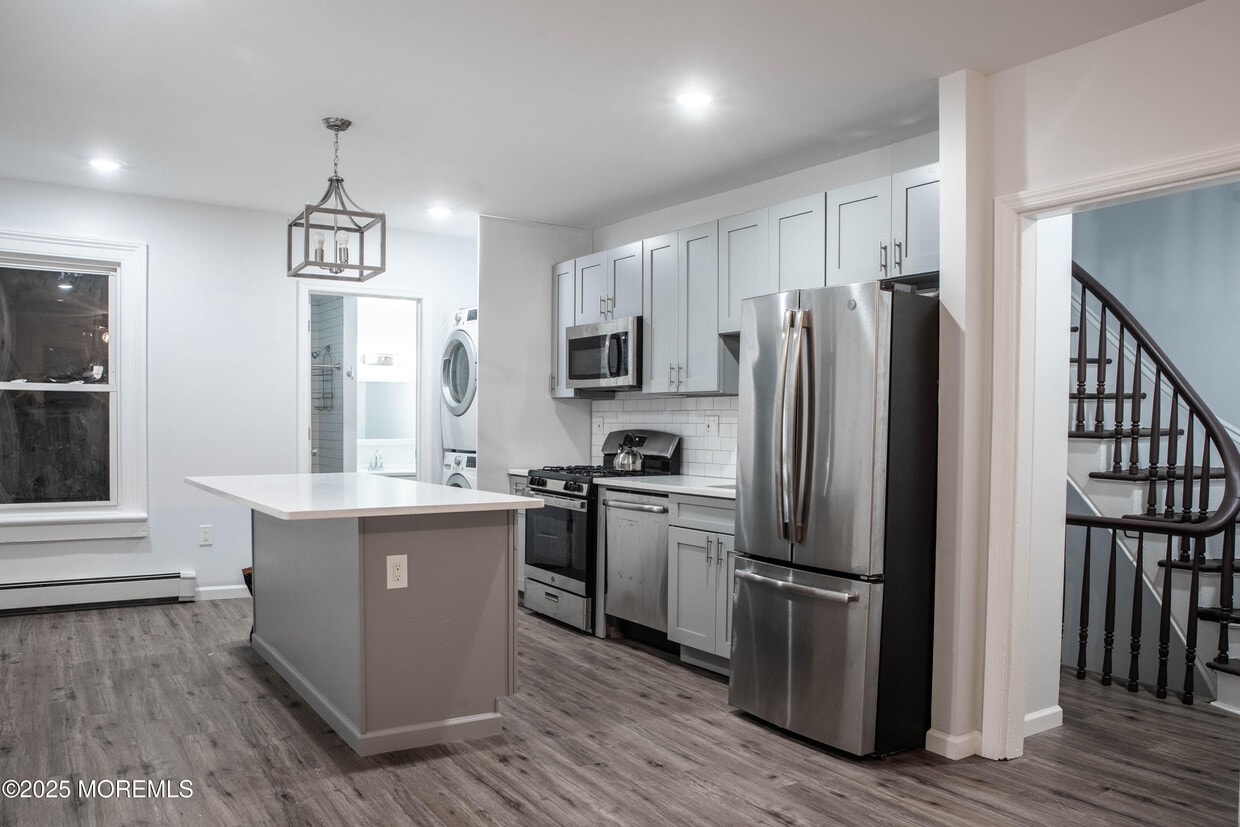 Foto principal - 1076 Fulton St