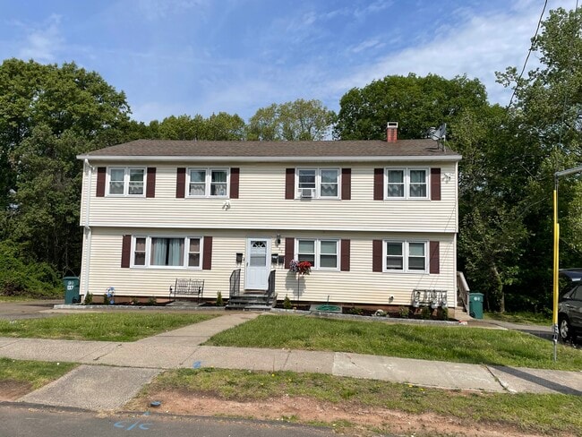 Building Photo - 137 High Top Circle