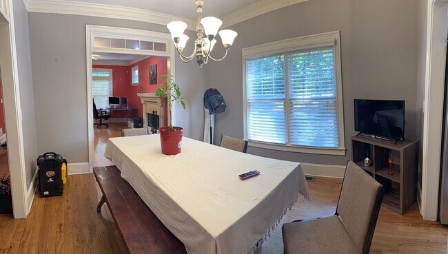 Foto del edificio - 4 BED/2 BATH PRIVATE DECATUR ESTATE FOR LE...