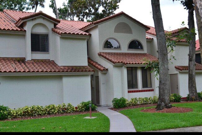 TV, Internet & Water included in Rent Price - 1015 Country Club Dr
