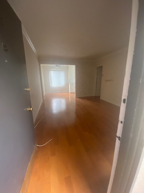 Foto del edificio - 13440 Burbank Blvd