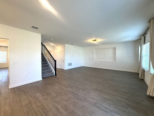 Foto del edificio - 5774 Stephens Rd