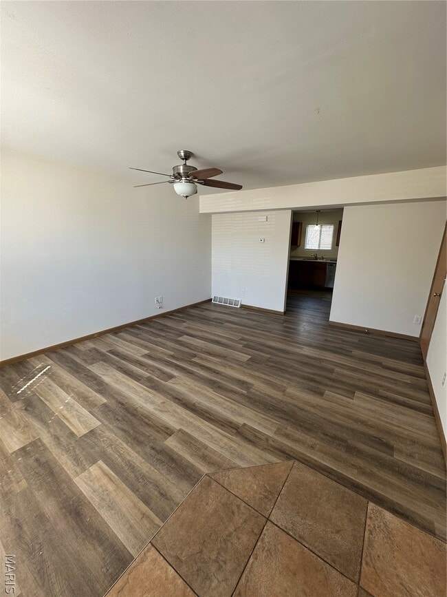 Foto del edificio - 231 Truman Ct