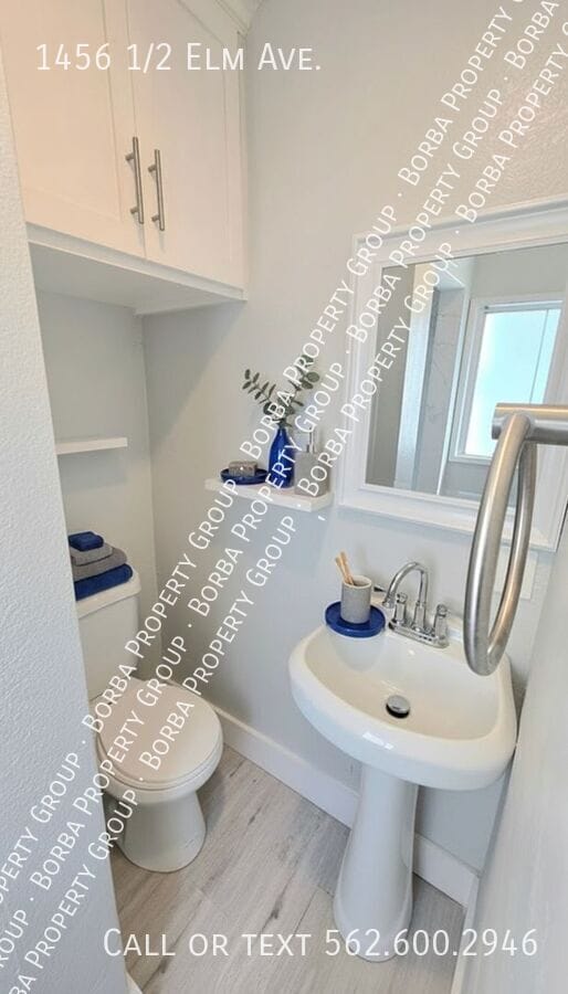 Building Photo - 1456 1/2 Elm Ave.-