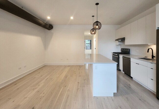 Foto del edificio - 3228 W Palmer St