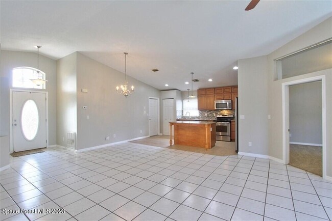 Building Photo - 8006 Bracken Ln